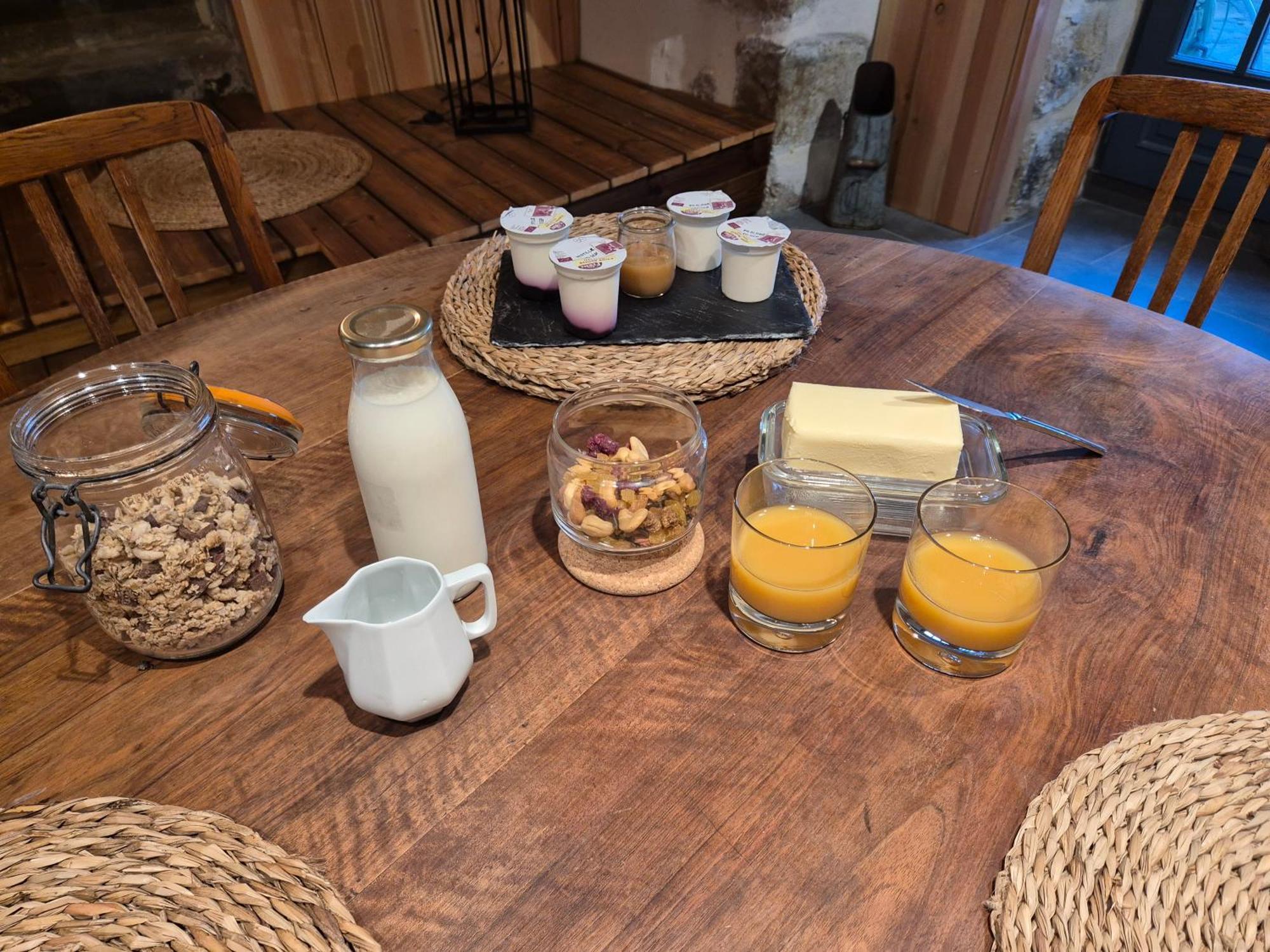 Cote Tour Bed & Breakfast Orcet Dış mekan fotoğraf